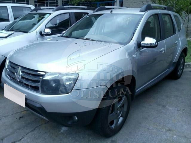 LOTE 033 - Renault Duster 2.0 16V Dynamique 2016