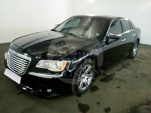 LOTE 001 - Chrysler 300C 3.6 V6 2015