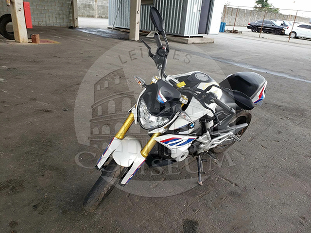 Lote 002 - BMW G 310 R 2018