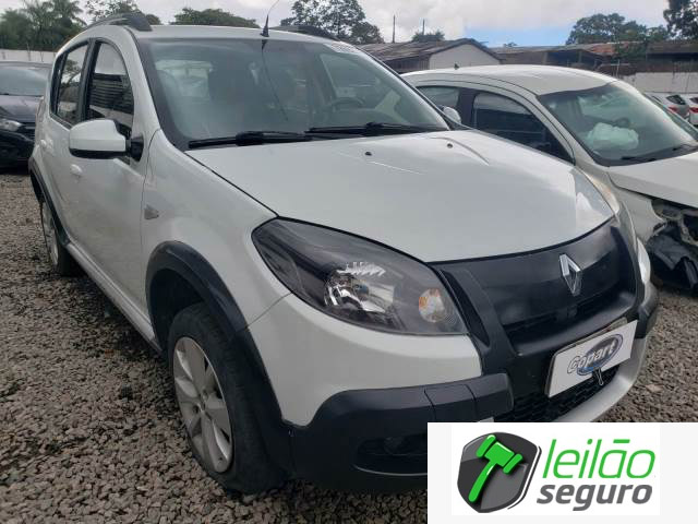 LOTE 010  RENAULT/SANDERO STEPWAY 1.6 HI-POWER 2014