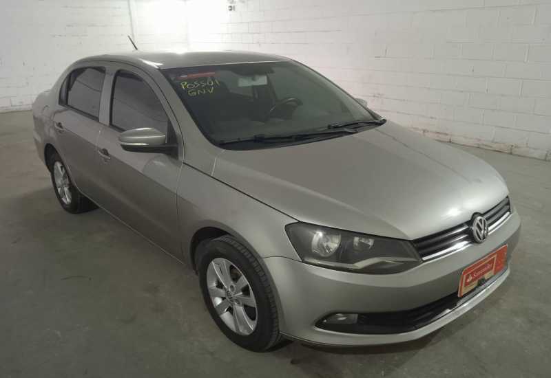 LOTE 040 - Voyage Comfortline Novo 1.6 Total Flex 2013