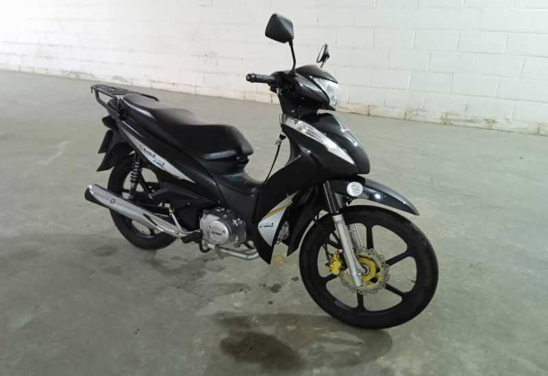 LOTE 001 - AVELLOZ / AZ1-50 2022