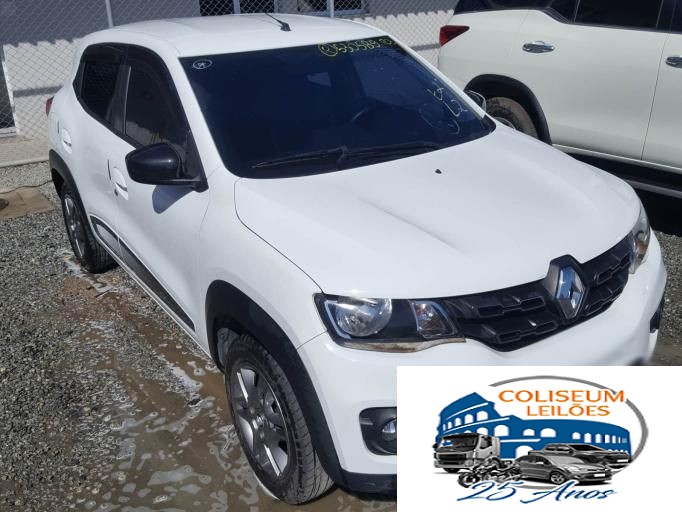 LOTE 017 - KWID INTENSE 2018