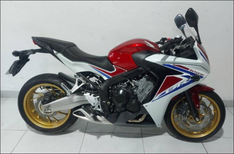 LOTE 013 - HONDA CBR 650F ABS 2017