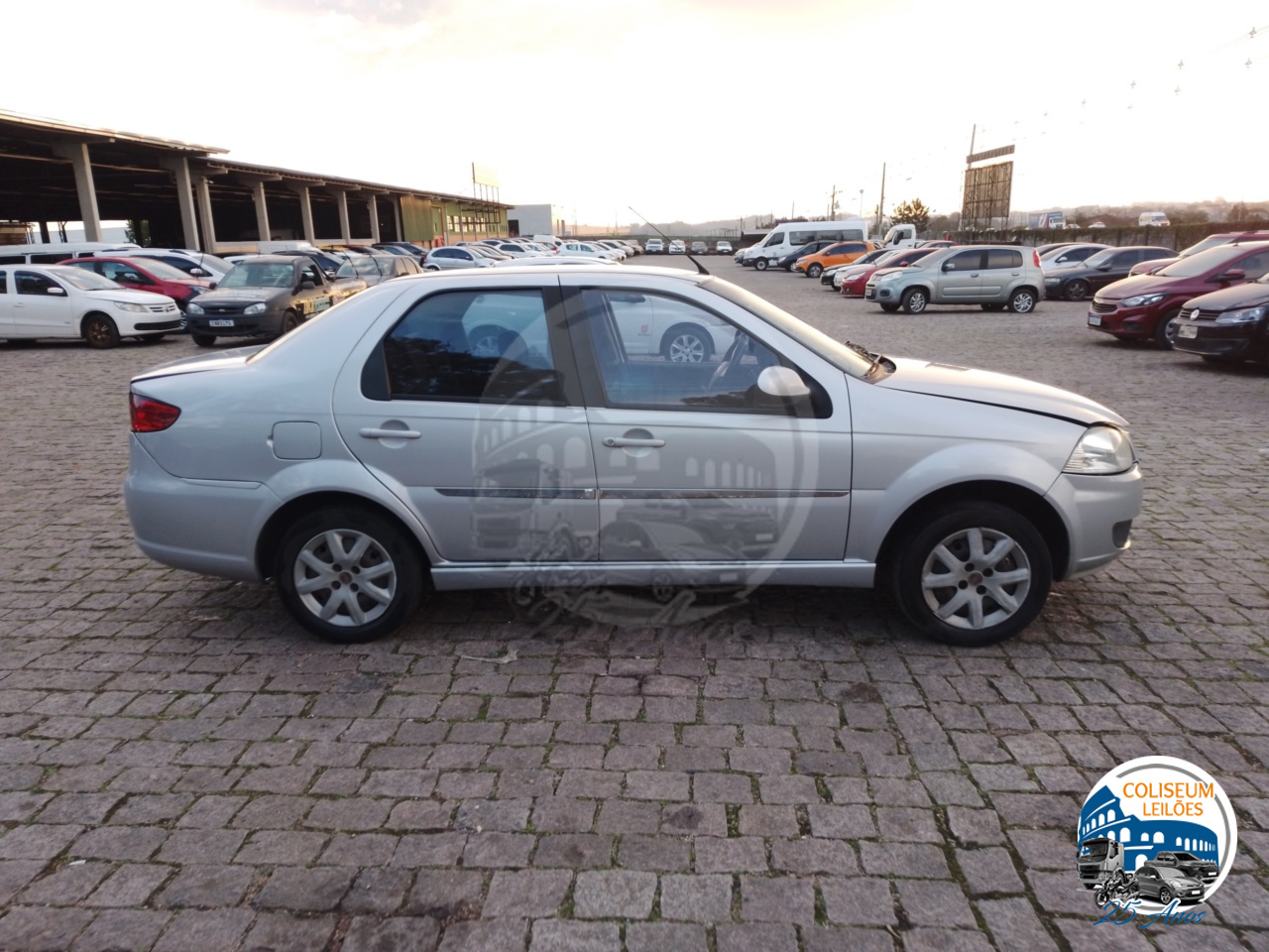 LOTE 030 - SIENA EL 1.0 FLEX 2015