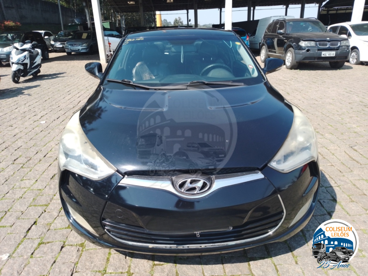 LOTE 017 - VELOSTER GASOLINA 2012 