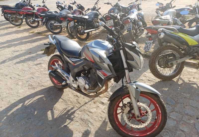 LOTE 013 - HONDA CB 250 F Twister 2018