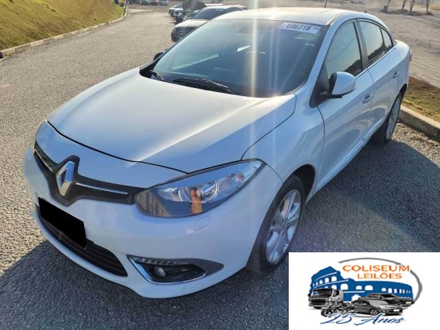 LOTE 040 - FLUENCE PRIVILEGE 2.0 16V HI-FLEX 2016
