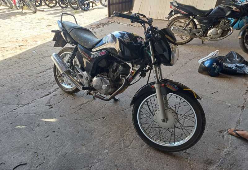 LOTE 014 -  HONDA/CG 150 Fan ESDi Mix 2014