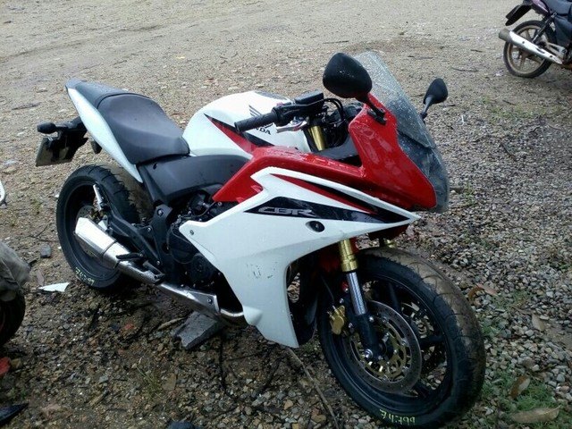 LOTE 008 -  CBR 600 RR 2012