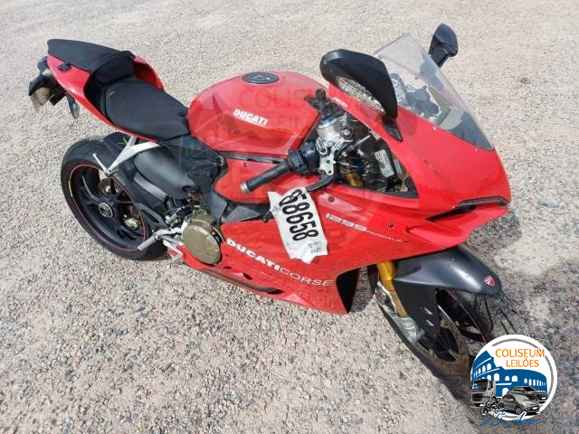 LOTE 018 - DUCATI SUPERBIKE 1299 PANIGALE S 2017
