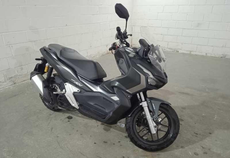 LOTE 010 - ADV 150 ABS V-MATIC 2024