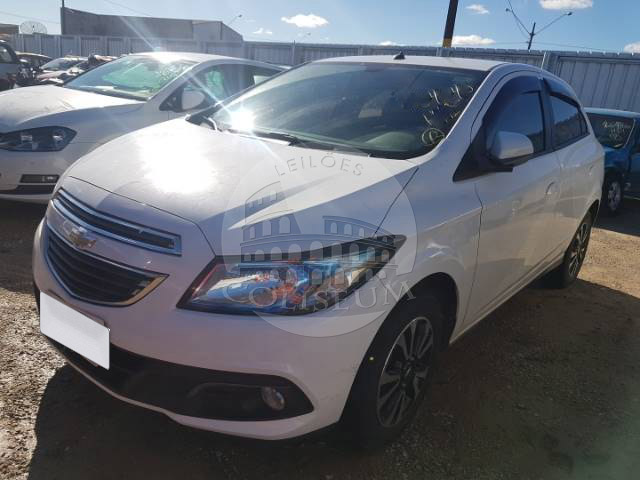 LOTE 017 - CHEVROLET ONIX 1.4 LTZ SPE/4 2015