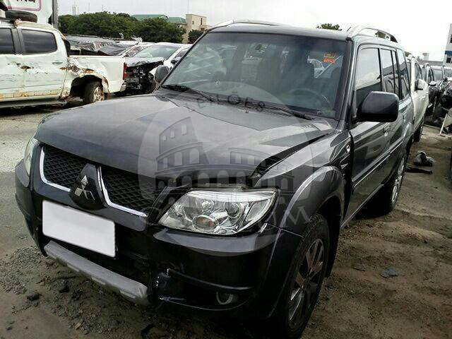 LOTE 003 -  Mitsubishi Pajero TR4 2.0 16V 4x2 2014