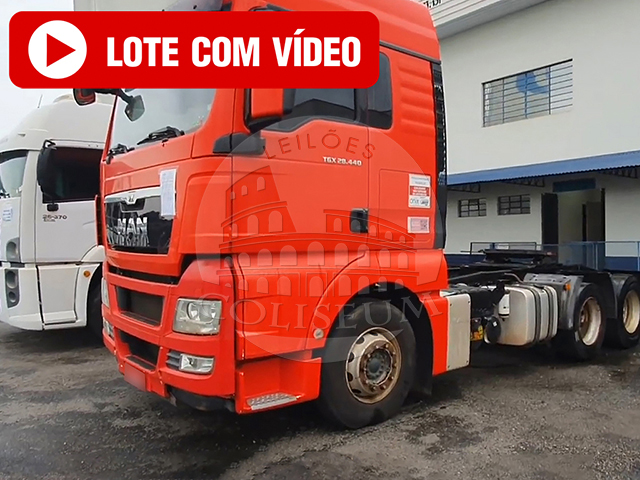 LOTE 004 -  Man TGX 28440 6x2 T 2014